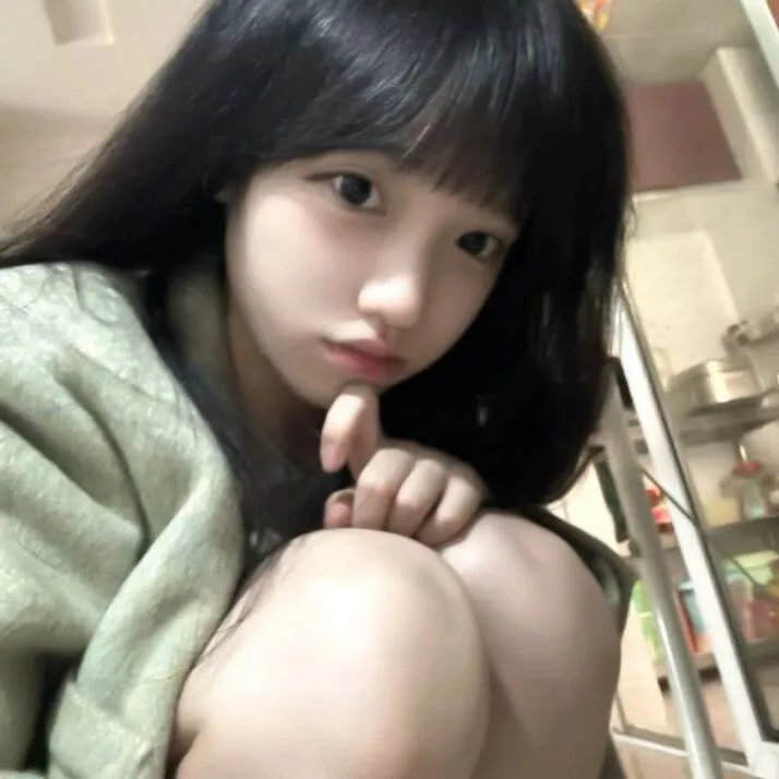 动作女主:水果应援团 海报